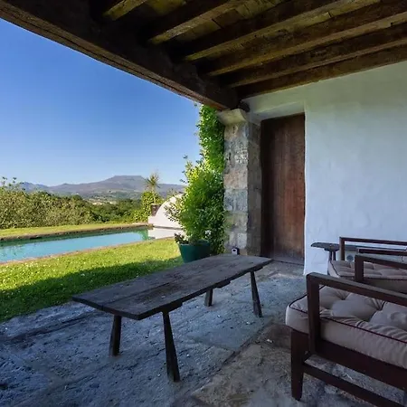 Magnifique Maison Basque Du 18eme Avec Vue Exceptionnelle Saint-Pee-sur-Nivelle